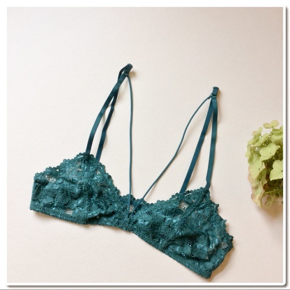 𝅺front Strap Lace Bralette In Teal